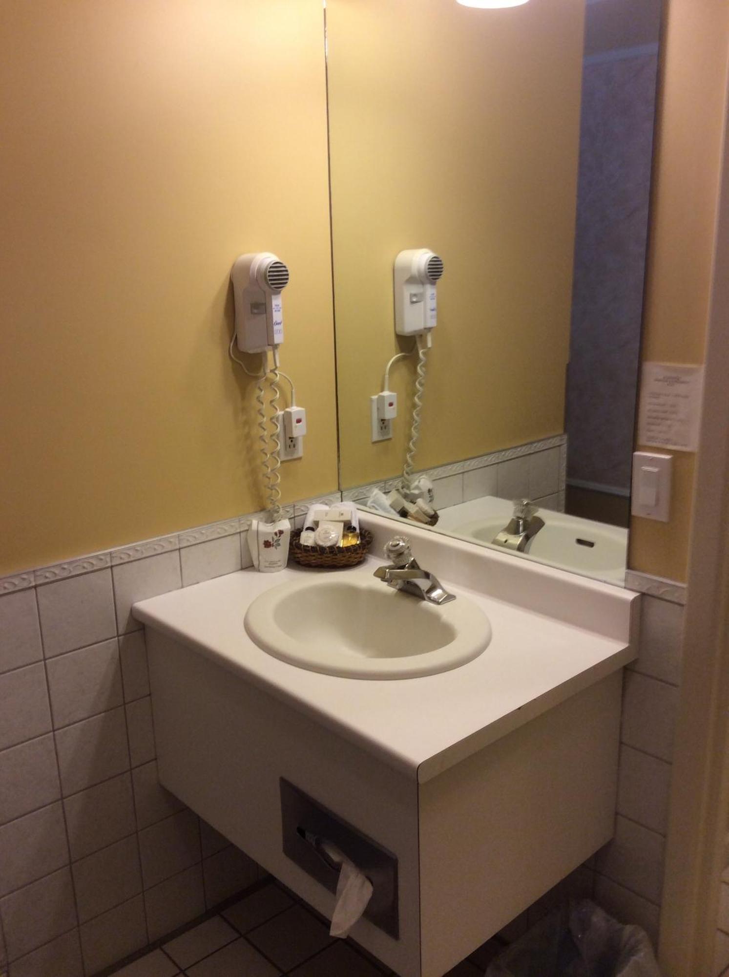 Hotel Travelodge By Wyndham ビクトリアビル 部屋 写真